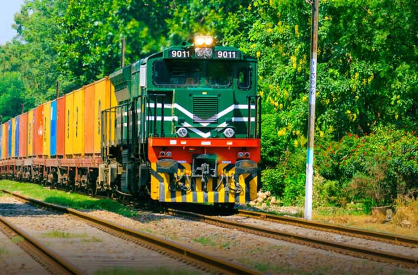  Pakistan Railways to undertake ML-1 as a demonstration project: Azam Swati