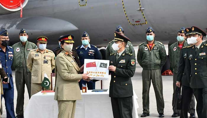  China donates vaccines to Pak army on a priority basis