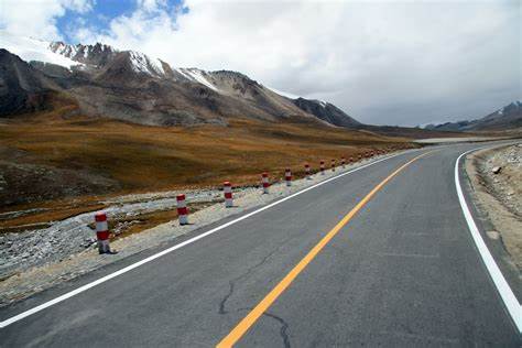  NXCC-led JV offers lowest bid for construction of Gilgit-Shandoor Road
