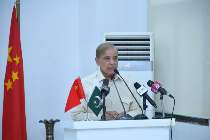  PM Shahbaz thanks Chinese and Pakistani workers for successful execution of Karot Hydropower Project