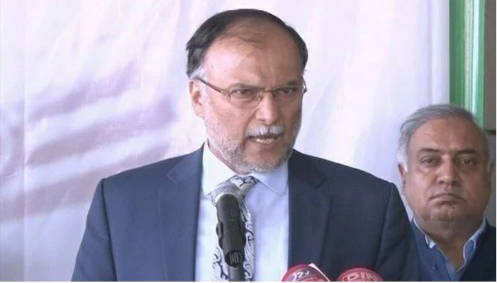  Planning Minister affirms resolve to expedite CPEC projects