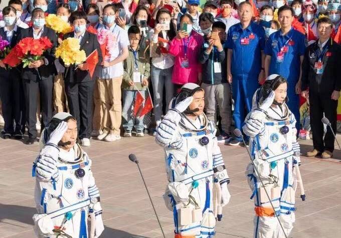  Pakistan congratulates China on successful launch of Shenzhou-14