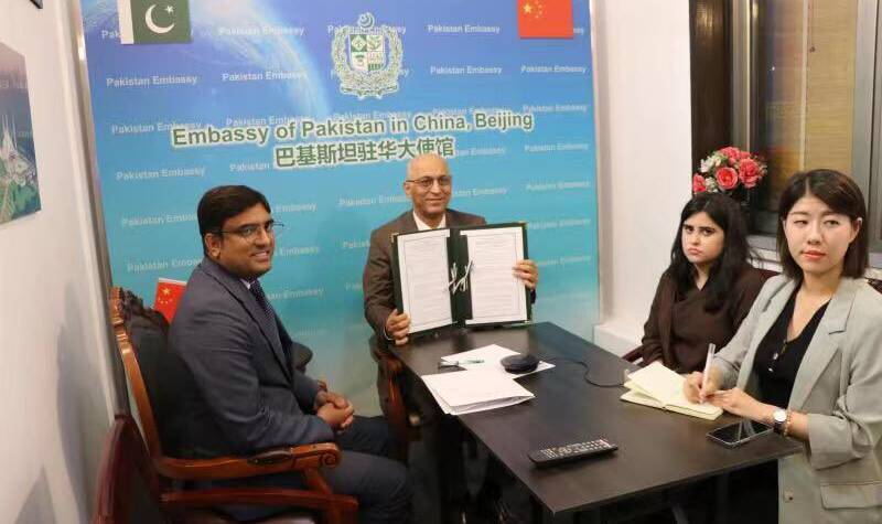  Pakistan, China join hands to boost agri-cooperation