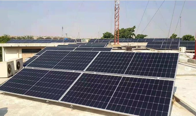  A Massive 1.9 megawatts on-grid solar power plant with photovoltaic modules and inverters supplied by Chinese companies