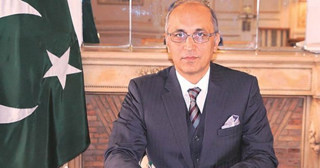  Pakistan, China committed to fast-track development of the CPEC projects: Ambassador Haque