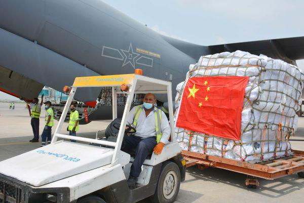  Sichuan government, enterprises donate goods worth RMB 500,000 to Pakistan