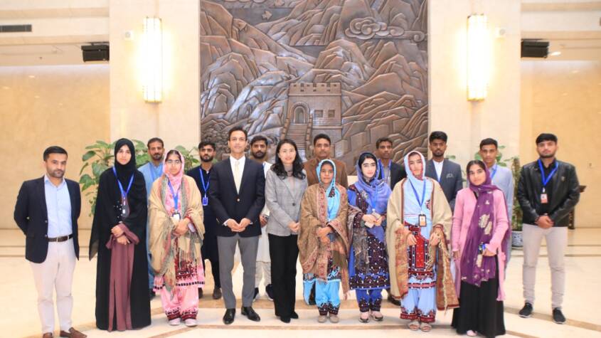  Baloch youth enthralled to learn first-hand knowledge of how CPEC has positively impacted Balochistan