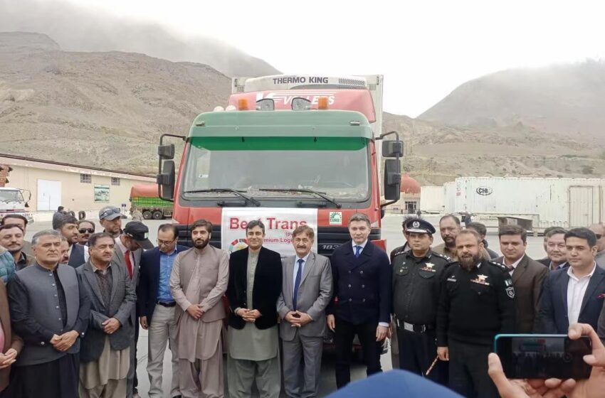  First Pakistani consignment leaves for Kazakhstan under QTTA