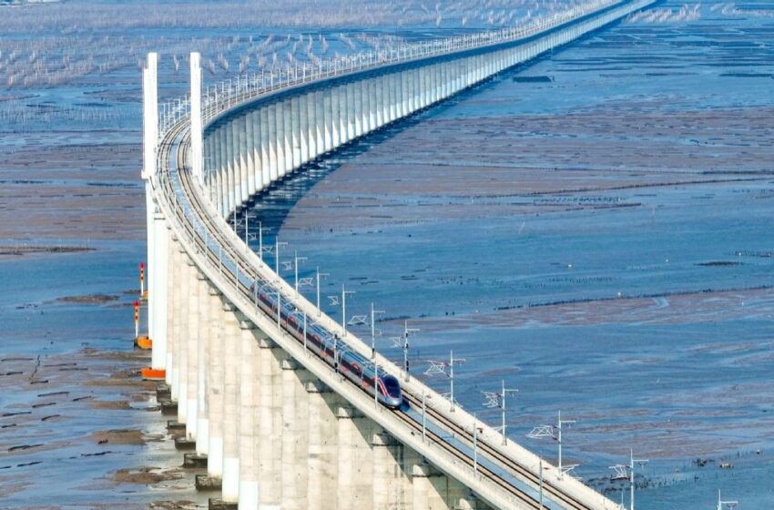  China opens first 350km/h cross-sea high-speed railway