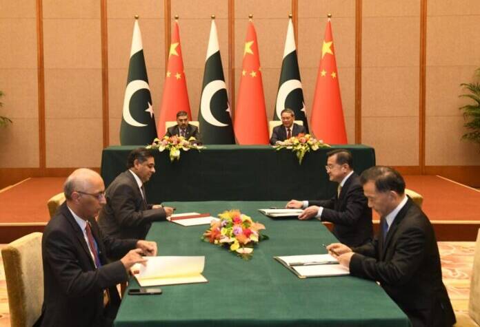  China and Pakistan Sign Multi-Billion-Dollar ML-I Project Deal