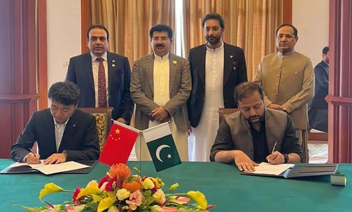  Sanjrani Witnesses MoU Signing Between TGOOD China and REC Group of Pakistan