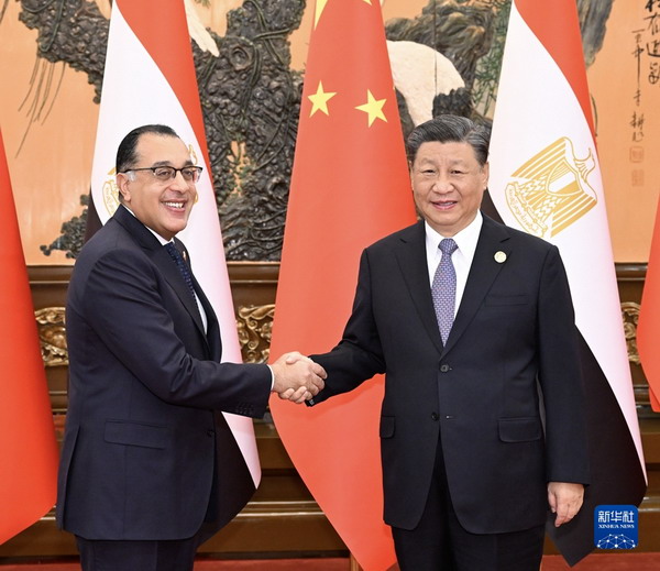  Xi Jinping Meets with Prime Minister of Egypt Mostafa Madbouly