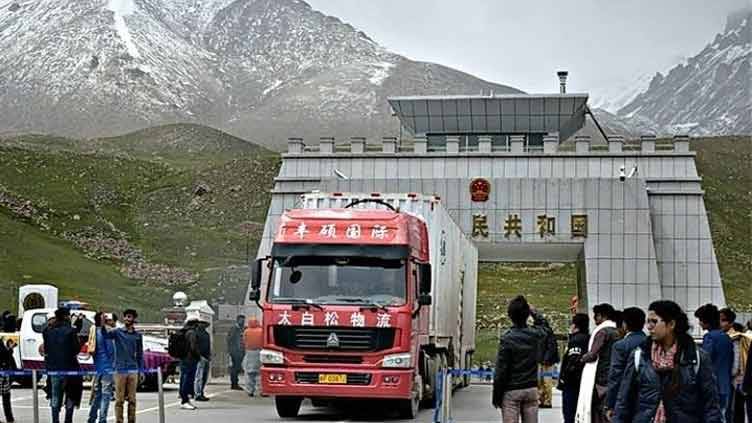  Khunjerab Pass Reopens for Pakistan-China Trade After Winter Break