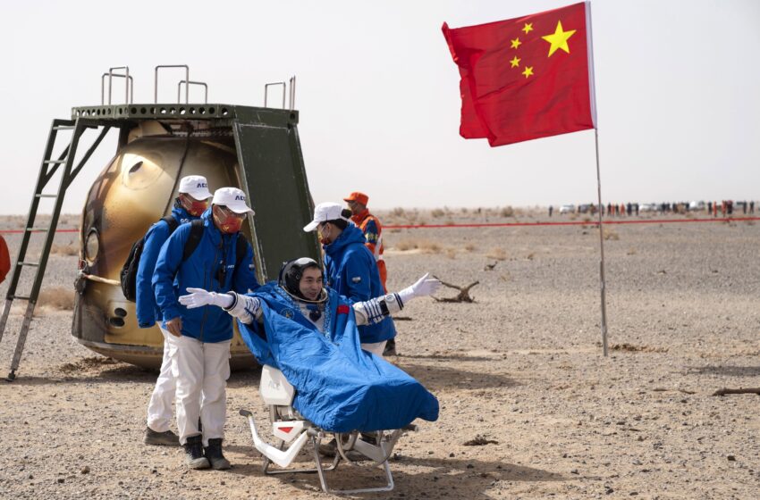  Chinese astronauts return safely with six-month space station mission accomplished