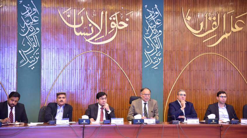  Minister Ahsan Iqbal reviews preparations for 13th CPEC-JCC meeting and PM Shehbaz’s China visit