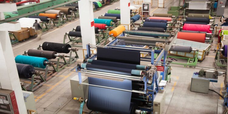 Pakistan’s apparel exports to China surge by 5pc