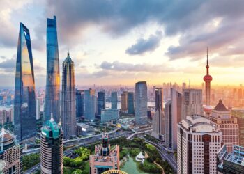 China further relaxes foreign investment restrictions, vows to promote services trade