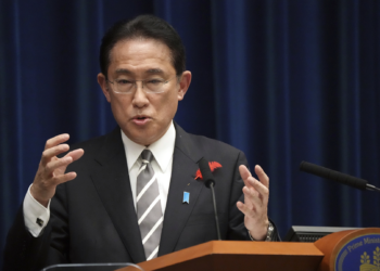 China urges Japan to stay prudent on historical issues