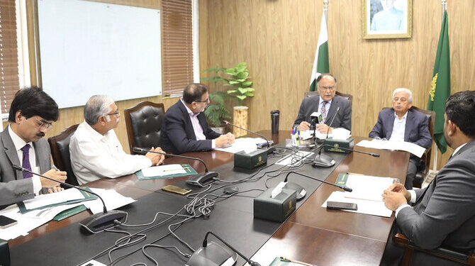 Ahsan hopes for ‘agricultural revolution’ after 1,000 Pakistani experts’ training in China