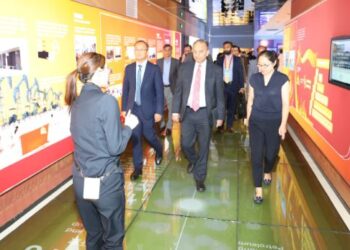 Musadik Malik visits YanChang Petroleum to strengthen energy partnerships