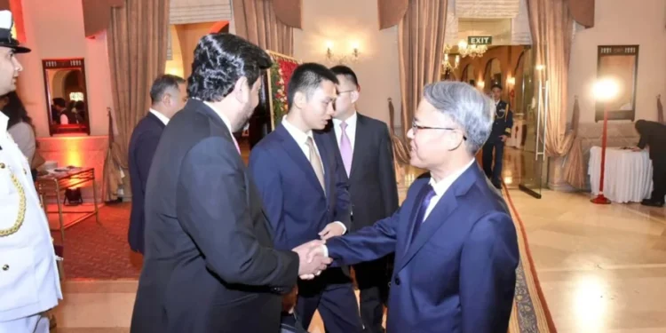 Governor welcomes Chinese investors for new ventures