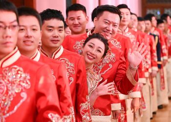5,000 couples join in largest group wedding in PRC history