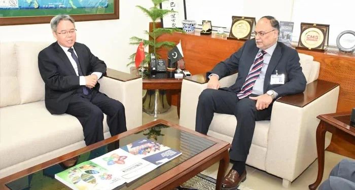 Pakistan and China Strengthen Ties Ahead of Premier Li Qiang's Visit