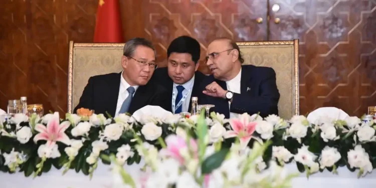 In a meeting with President Zardari, Premier Li vows more investment in Pakistan