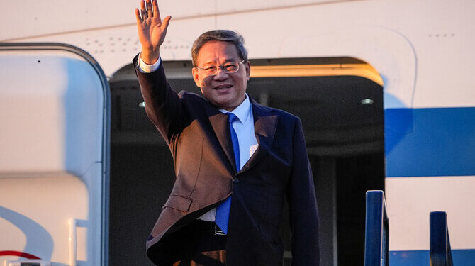 Chinese premier to visit Pakistan on Oct 14: Deputy PM Dar