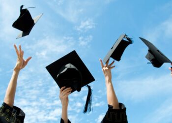 22 Sindh students sent to China for free one year study