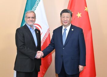 Xi says China to develop friendly cooperation with Iran