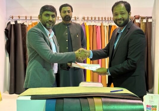 Chinese Pakistani enterprises sign agreements worth USD 40 million at TEXPO Karachi