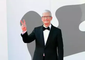 China's minister of industry and information technology meets Apple CEO Tim Cook