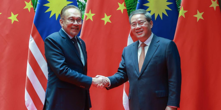 China, Malaysia should explore emerging fields cooperation, Premier Li