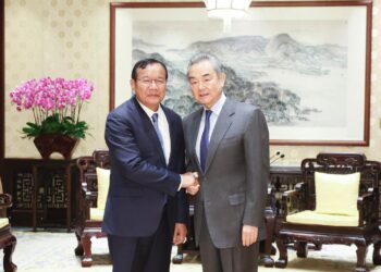 China-Cambodia strengthen "Ironclad" friendship