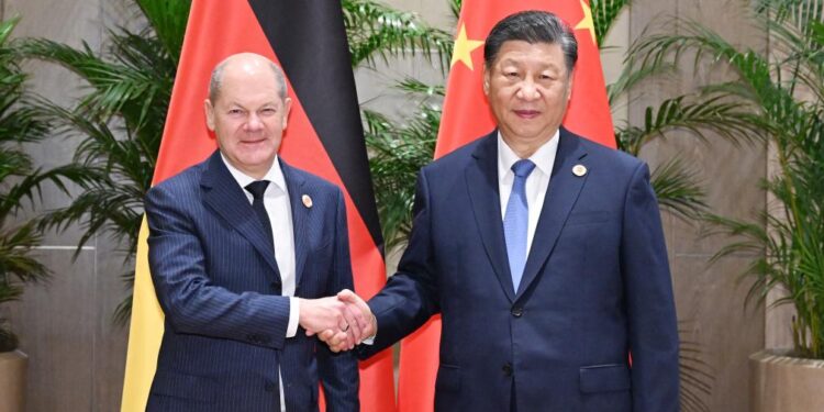 Xi says China insists on resolving differences with EU via dialogue