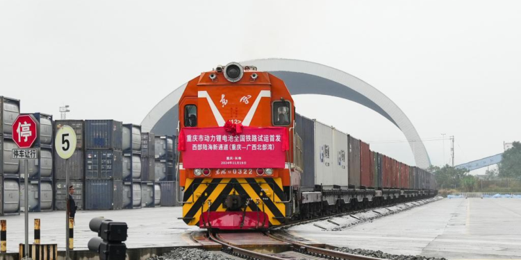 China Railway launches rail transport trial for electric vehicle batteries