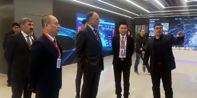Pakistan, China explore digital technology cooperation