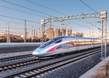 China's high-speed rail network reaches 47,000 kilometers