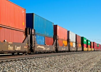 Road-rail service links China's plateau city with Nepal