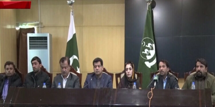 Two key BLA commanders surrender in Balochistan