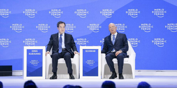 Ding Xuexiang advocates global AI cooperation