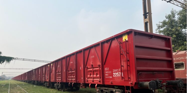 Pakistan’s high capacity freight wagons to boost rail transport