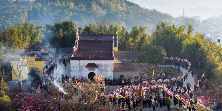 Chinese New Year travel surges as holiday kicks off