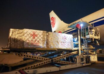 Chinese emergency relief supplies arrive in Vanuatu