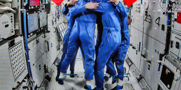 Shenzhou-19 astronauts send Spring Festival greetings from space