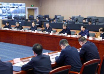 Premier Li emphasizes smooth travel, logistics for Spring Festival