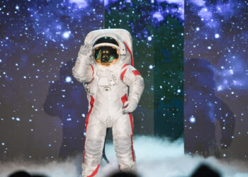 China reveals names of moon-landing spacesuit, lunar rover