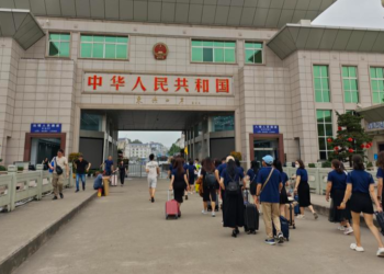 China, Vietnam launch overland passenger border-crossing channel