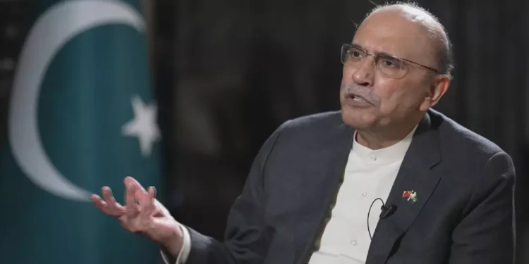 China's development poses no threat to the world, Zardari